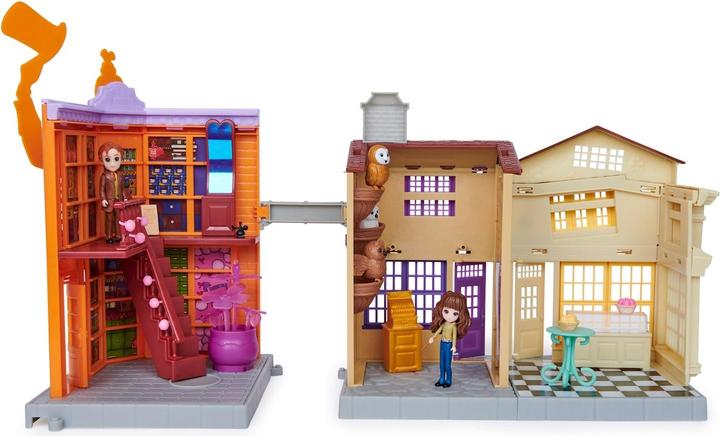 Actual product image Spin Master Wizarding World Harry Potter - Diagon Alley (Angle Alley) playset with light and sound and 2