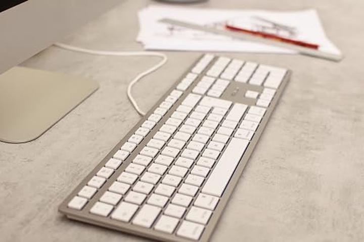 Produktbild CHERRY KC6000 Slim for Mac (DE, Kabelgebunden)