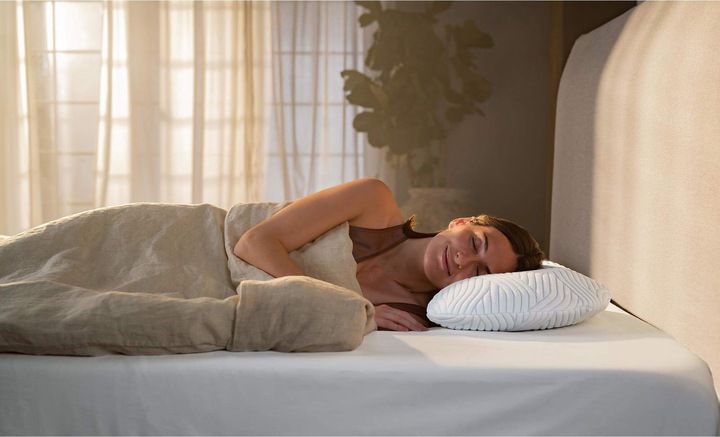 Actual product image Tempur Curve (61 x 40 x 9.5 cm)
