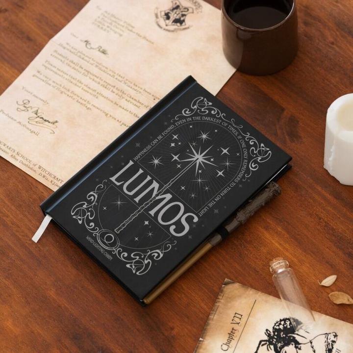 Produktbild NoName HARRY POTTER - Lomus - Notebook Premium Lumineux + Stylo - A5 (A5, Harter Einband)