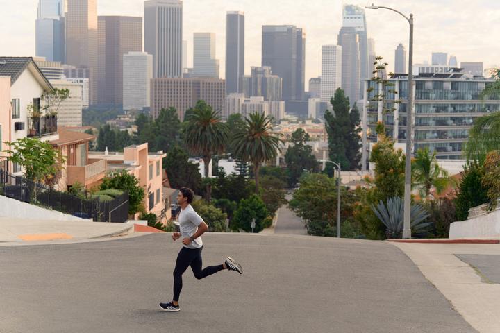 Produktbild Amazfit Active Max Black, W2556GL1N