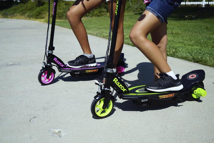 Actual product image Razor Power Core E90 (16 km/h, 24 km, 85 W)