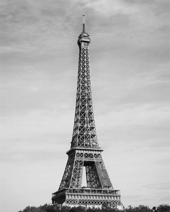 Actual product image Pyramid Tour Eiffel Canvas Print (6 x 8 cm)
