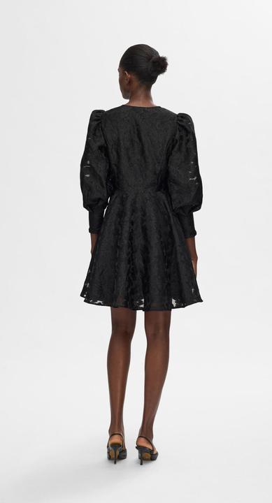 Produktbild Selected Femme Geblümtes Kleid mit Puffärmeln (34)