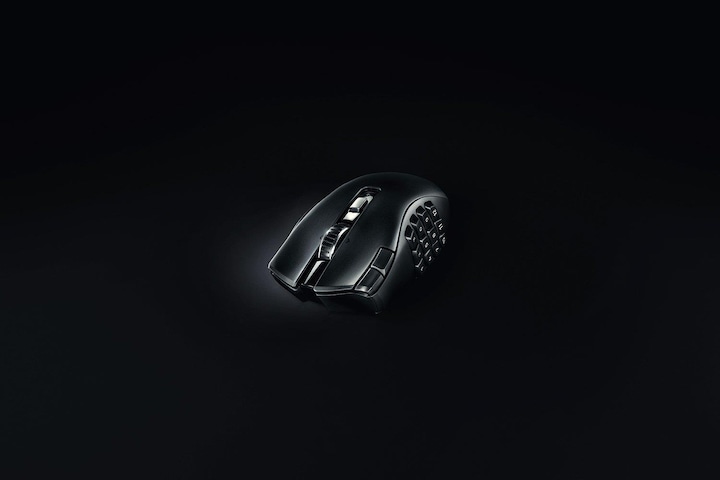 Actual product image Razer Naga V2 HyperSpeed for gaming, 2.4 GHz, Bluetooth, Wireless, Black (Wireless)