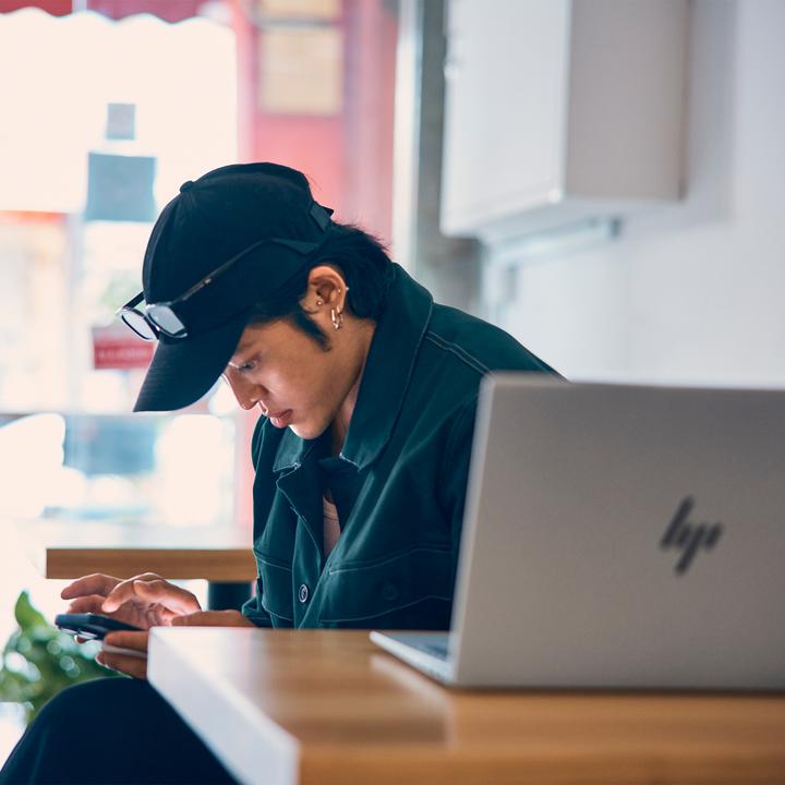 Produktbild HP Pavilion Plus 14-ew1172ng (14", 512 GB, 32 GB, DE, Intel Core Ultra 7 155H)