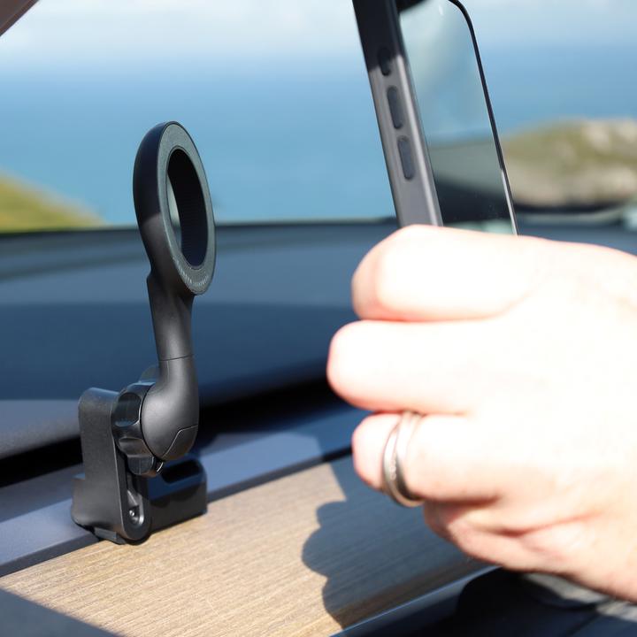 Immagine prodotto Mobiparts Magnetic Air Vent Holder for Tesla Black