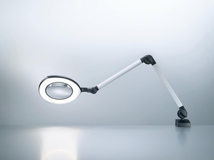 Actual product image Waldmann TEVISIO LED magnifying lamp, 3.5 dioptre lens, multi-stage switchable, infinitely (750 lm)