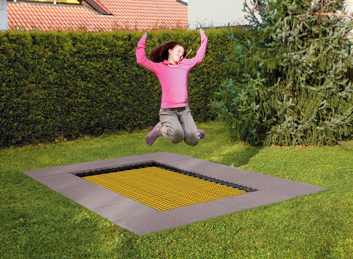 Produktbild Sport-Thieme Bodentrampolin Adventure-Tramp Playground