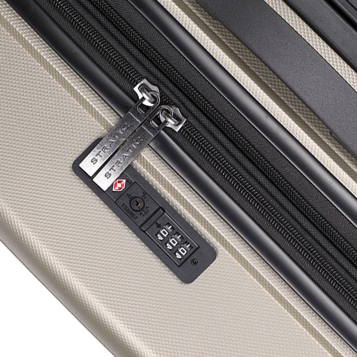 Produktbild Stratic Bright+ 4 Rollen Trolley M 66 cm mit Dehnfalte (73 l)