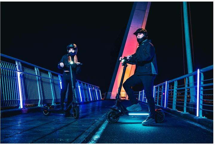 Actual product image Acer E-Scooter Predator Thunder Schwarz / 20 km/h (20 km/h, 65 km, 500 W)