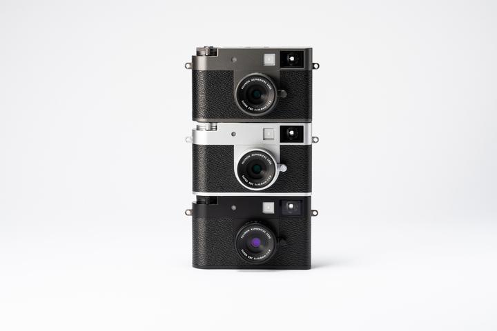 Actual product image Fujifilm X-HF1 (35 mm, 17.74 Mpx, 1")