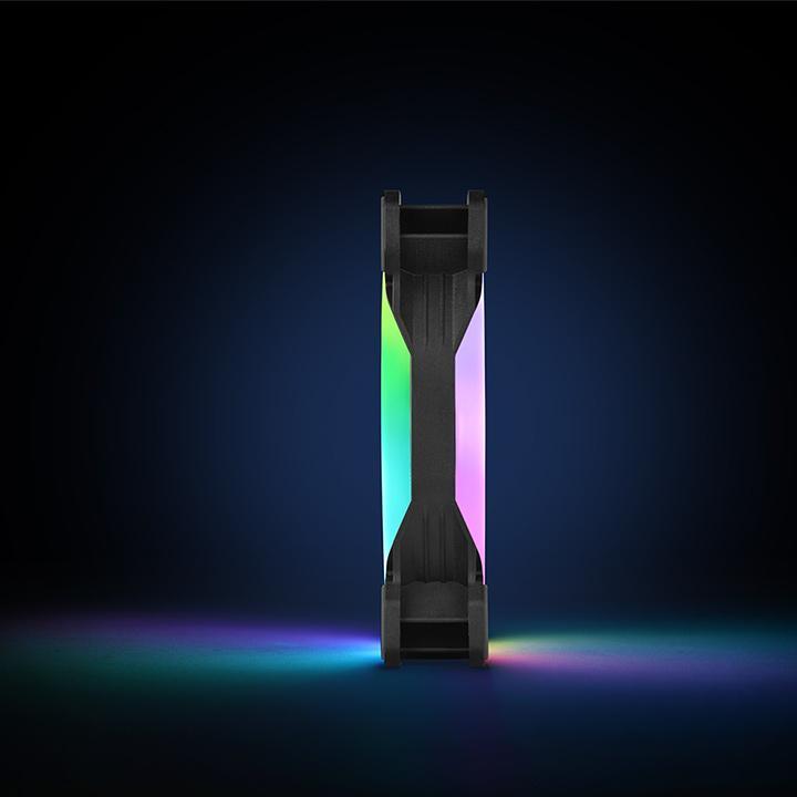 Actual product image Thermaltake The Riing Trio (120 mm, 3 x)