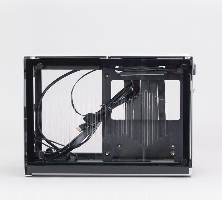 Actual product image Zalman Silver M2 mini housing (Mini-ITX)