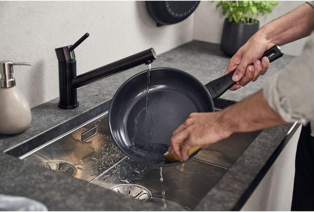 Produktbild Zwilling - Madura Plus Ceramic Saute Pan - Sort - 24 cm (Bräter + Schmortopf, Aluminium, 24 x 9.40 cm)