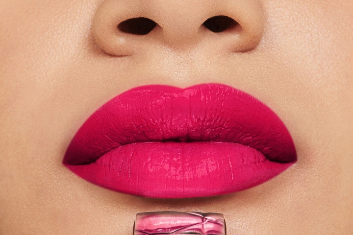Actual product image Dior Rouge Satin 766 Int24 (766 Rose Harpers)