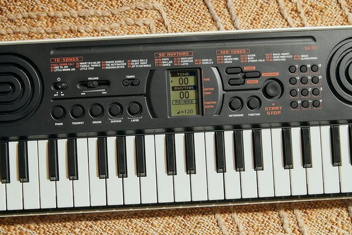 Immagine prodotto Casio SA-81 (44 Chiavi)