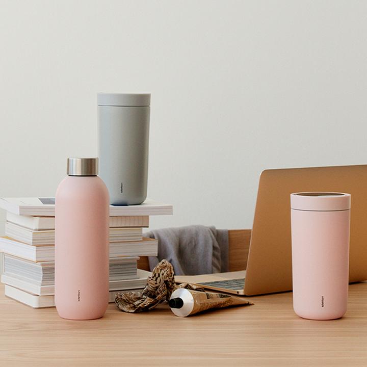 Produktbild Stelton Keep Cool Thermoflasche 0,6l zartrosa (0.60 l)