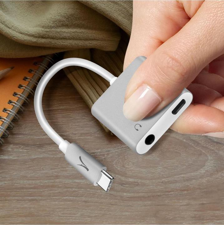 Actual product image Akashi USB-C audio charging adapter (3.5mm jack, USB-C, USB-C)