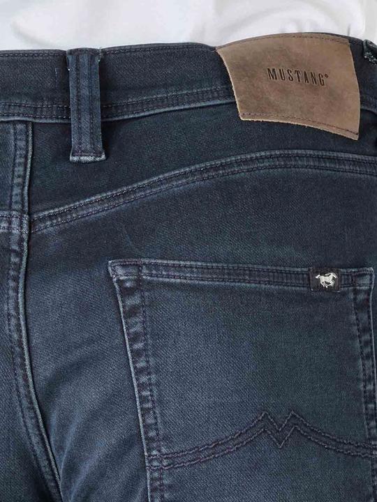 Actual product image Mustang Oregon Tapered Jeans Blue Black (W40/L30)