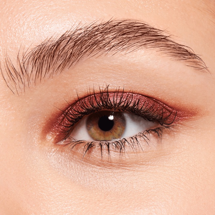 Actual product image Catrice Aloe Vera Eyeshadow Stick (cranberry crush)