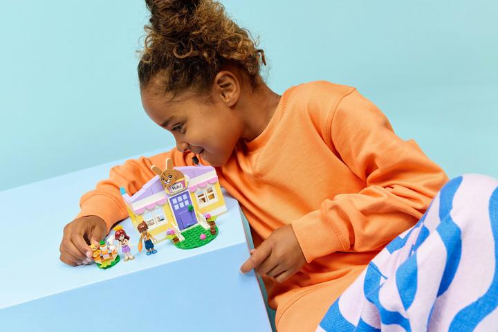 Produktbild LEGO Heartlake City Hasenhotel (42679, LEGO Friends)