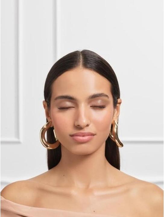 Actual product image L'Oréal Paris Le Shadow (105 Mesmerising Gold)