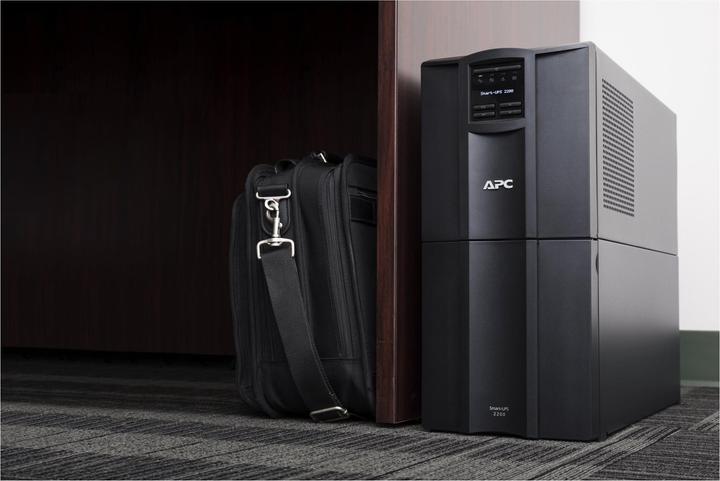 Produktbild APC Smart-UPS (2200 VA, 1980 W, Line-Interaktiv USV)