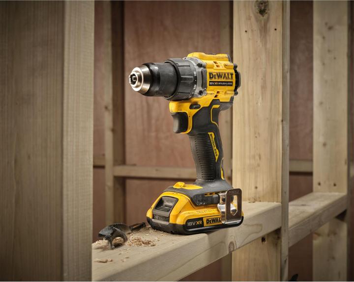Produktbild DeWalt Akku-Bohrschrauber DCD794D2T 18 V, 2 Ah