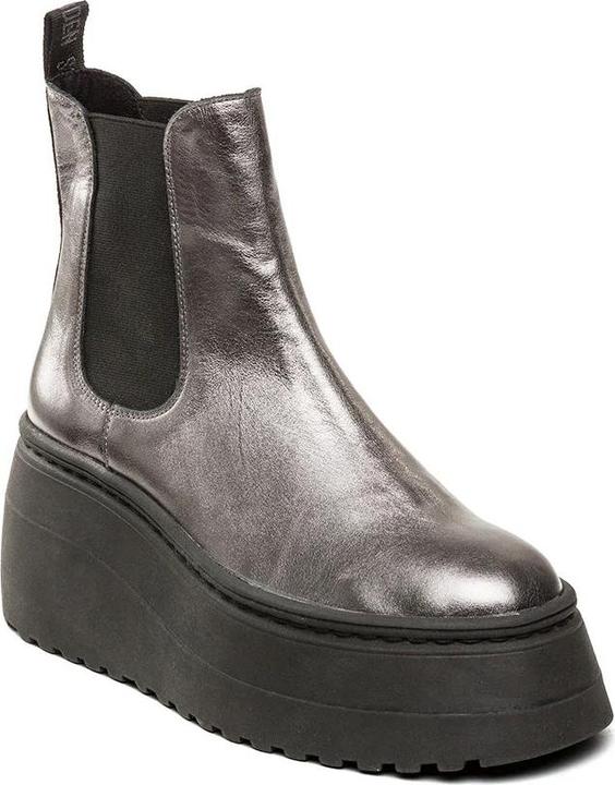 Actual product image Steve Madden black pegasus boots (40)