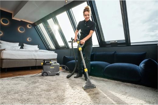 Actual product image Kärcher Professional Puzzi 8/1 Adv (Wet dry vacuum cleaner)