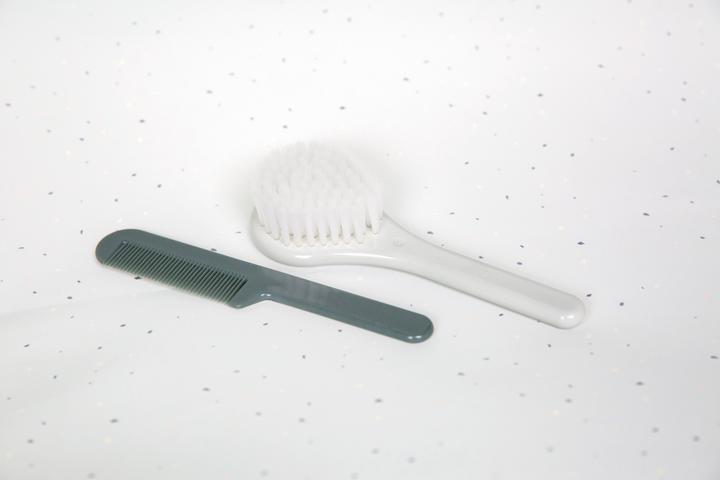 Actual product image Luma Comb and brush