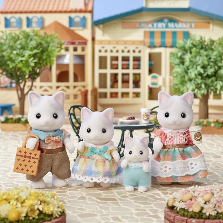 Actual product image Sylvanian Families Milk cat family