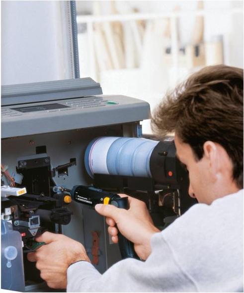 Produktbild Panasonic EY 6220 NQ Akku-Knickschrauber