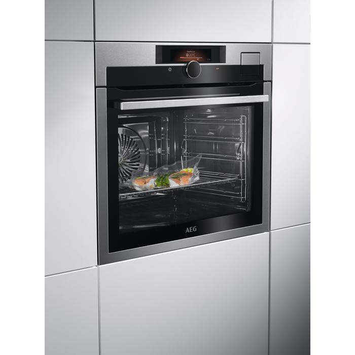 Produktbild AEG BSE892230M