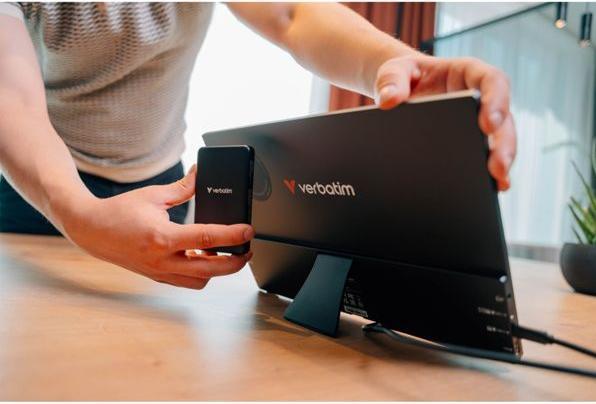 Immagine prodotto Verbatim Monitor portatile 14" FHD Touch LIGHT con Power Bank 5000mAh (1920 x 1080 pixel, 14")