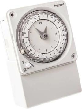 Immagine prodotto Legrand LEG 049752 Interruttore orario settimanale analogico 230V