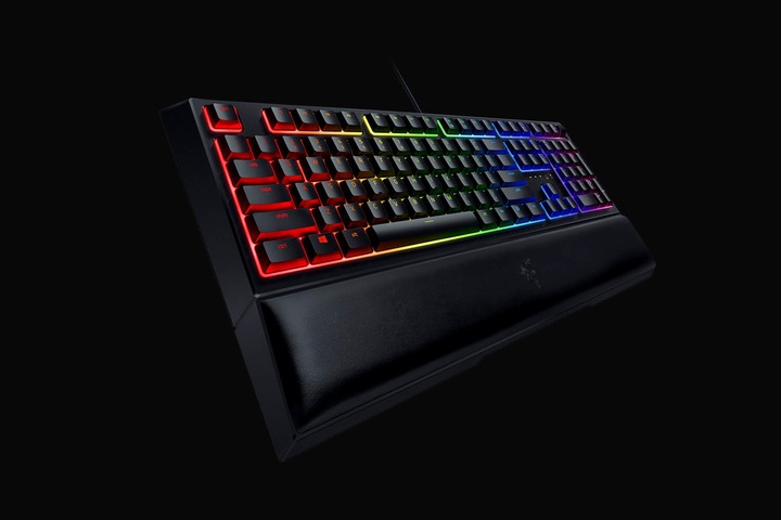 Actual product image Razer Ornata V2 (DE, Cable)
