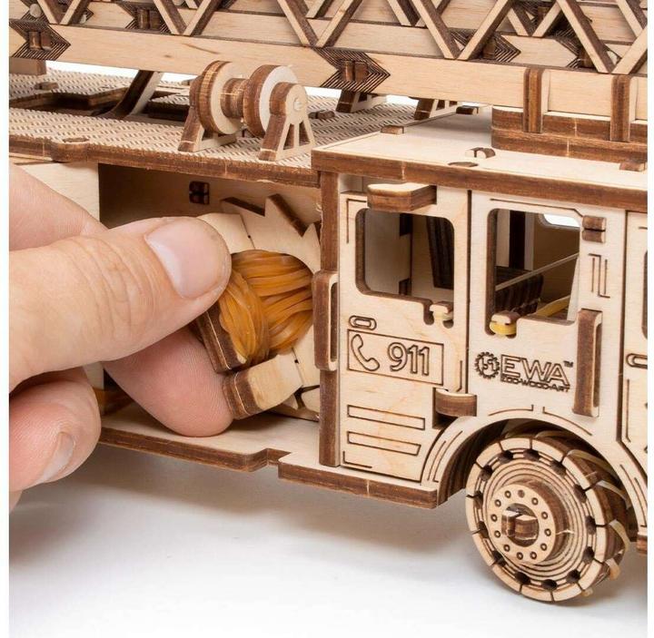 Image du produit Eco Wood Art Camion de pompiers - Kit de construction en bois 3D