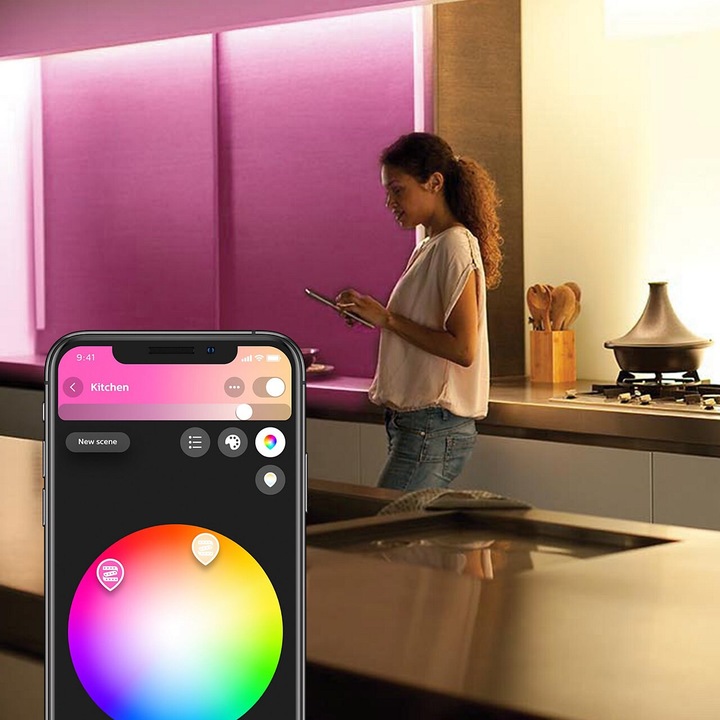 Actual product image Philips Hue Lightstrip Plus (RGBW, 200 cm, Indoor)