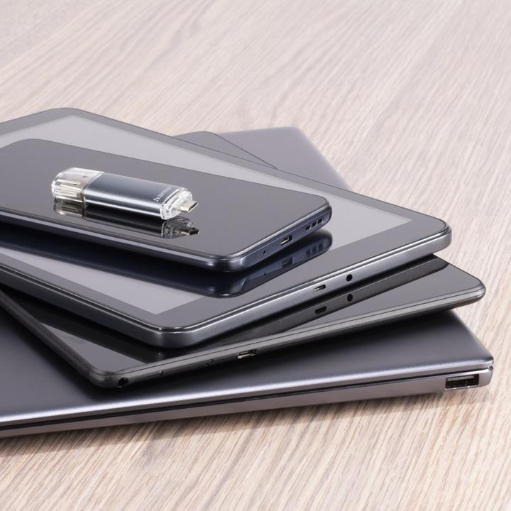 Produktbild Hama Laeta Twin (32 GB, USB-A)