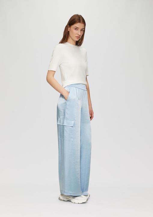 Actual product image S.Oliver Hose Satinierte Cargohose im Relaxed Fit mit Elastikbund (48)