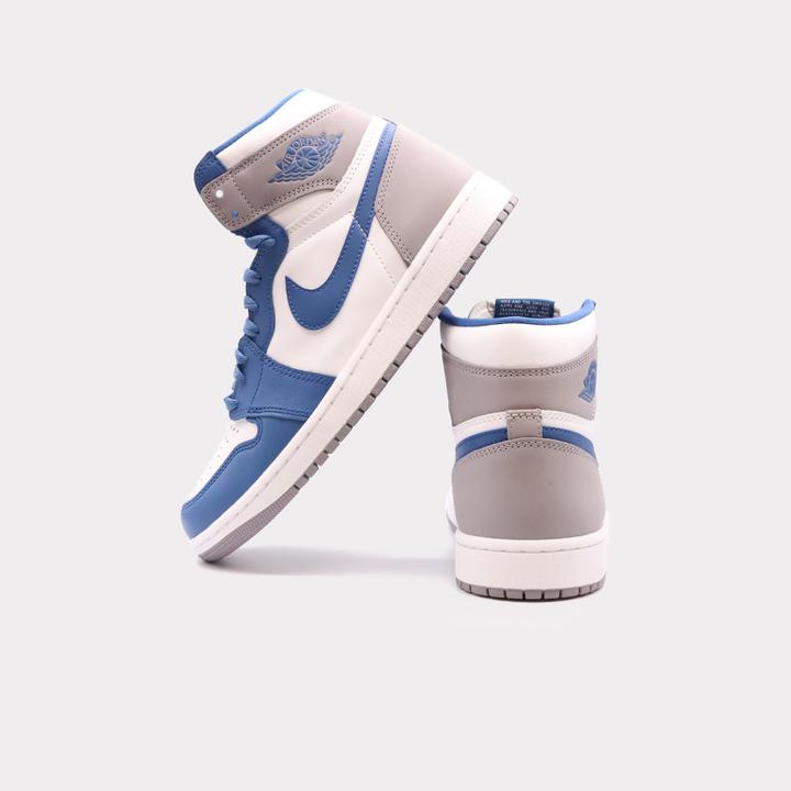 Produktbild Nike Air Jordan 1 (46)