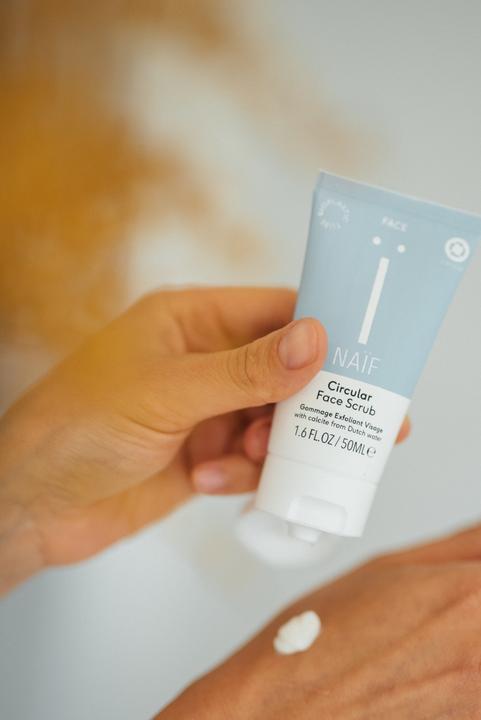 Produktbild Naïf Face (Reinigungspeeling, 50 ml)