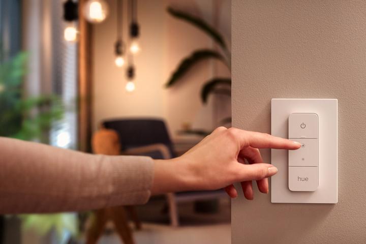 Produktbild Philips Hue Wellness Basis BT (806 lm, E27)