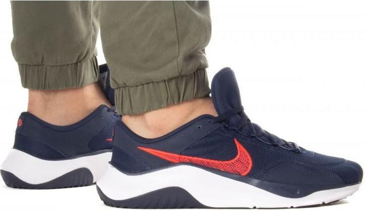Actual product image Nike Legend Essential Schuhe (42.5)