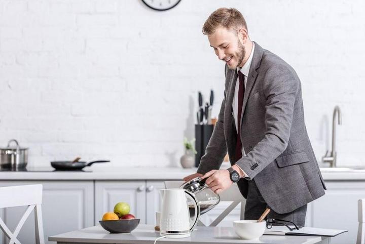 Produktbild Eldom C270B electric virdulys 1.7 L 2150 W (1.70 l)