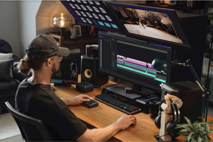 Produktbild Tourbox Elite (Universal Fernbedienung, Bluetooth)