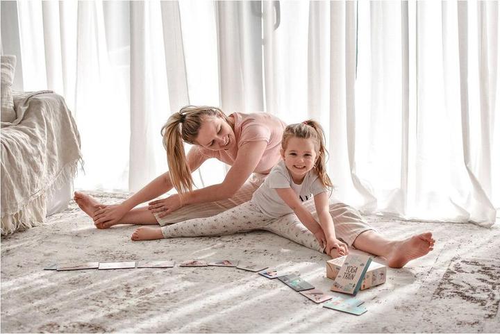 Produktbild Yogi Fun Yoga Zug (Deutsch, Französisch, Italienisch, Englisch)