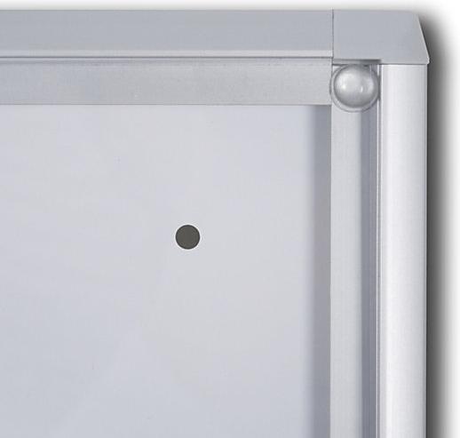 Produktbild eurokraft basic Info-Schaukasten für innen (Magnettafel, Pinnwand, 71.5 x 35 cm)